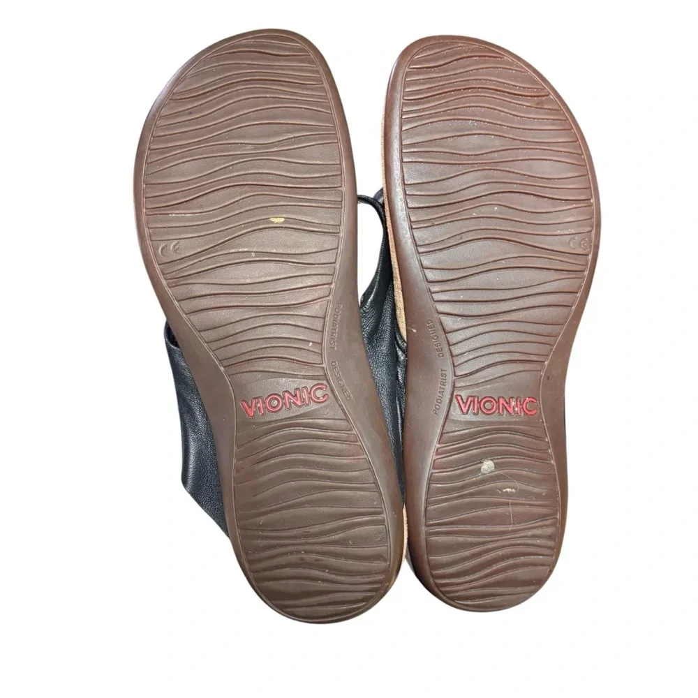 Vionic Rest Pippa Black Leather Thong Sandals – Women’s Sz 8 (EU 39)